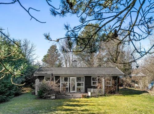 Holiday Home Jamie - from the sea by Interhome