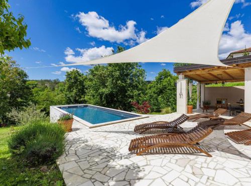 Holiday Home Klementini by Interhome
