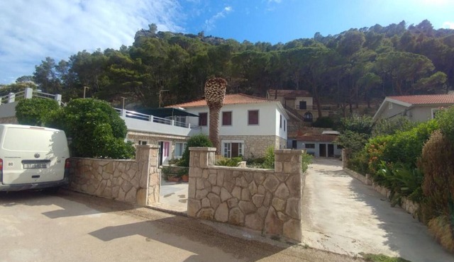 Holiday Home Kokić - Four Bedroom Holiday Home With Terrace And Sea View