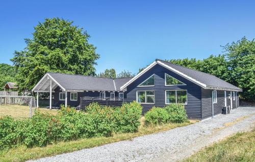 Holiday Home Kronens Have Tranekær X