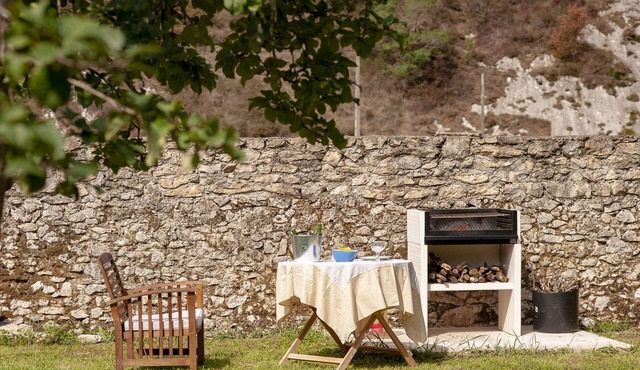 Holiday Home 'La Braña' with Mountain View, Private Terrace and Wi-Fi