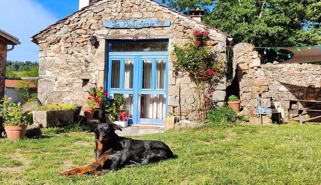 Holiday Home 'La Butinerie' with Mountain View, Shared Terrace and Wi-Fi