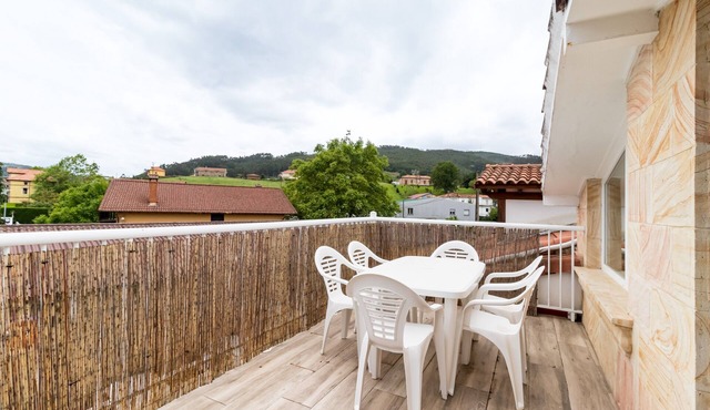 Holiday Home 'La Casita De La Pitufa' with Mountain View, Private Terrace and Wi-Fi