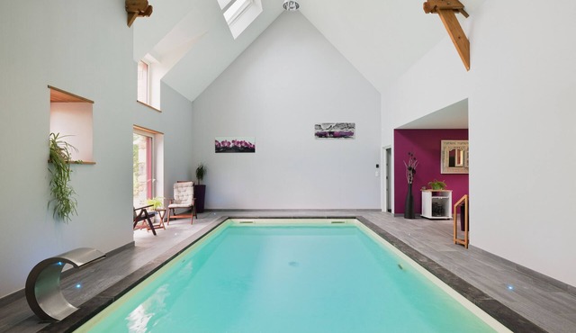 Holiday Home 'La Clémençaie' with Private Terrace, Private Garden and Wi-Fi