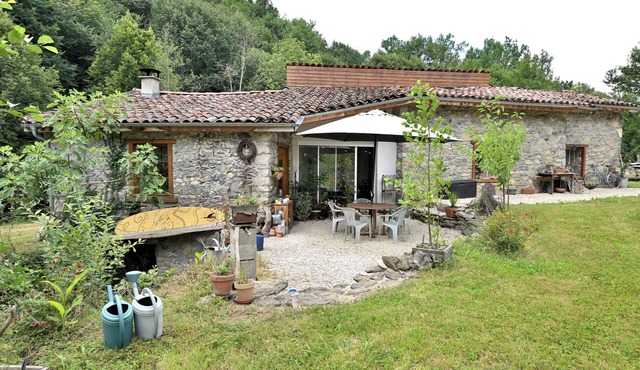 Holiday Home 'La Mouline' with Mountain View, Wi-Fi and Air Conditioning