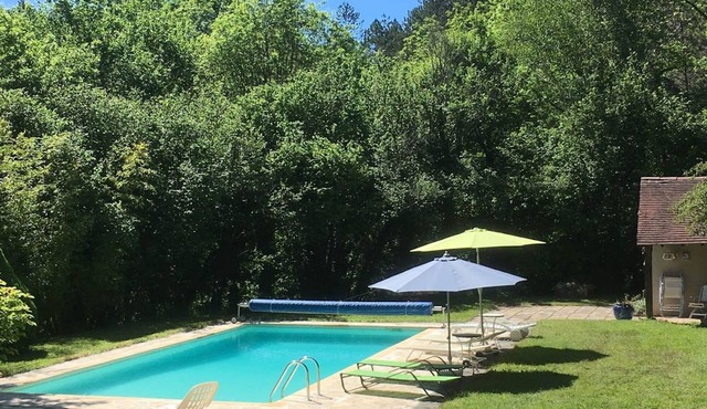 Holiday Home 'La Grange De Fonclause' with Forest View, Private Pool and Wi-Fi
