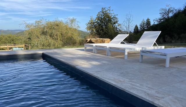 Holiday Home 'La Grande Combe' with Mountain View, Private Pool and Wi-Fi