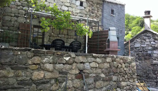 Holiday Home 'La Jeannette' with Mountain View, Private Pool and Wi-Fi