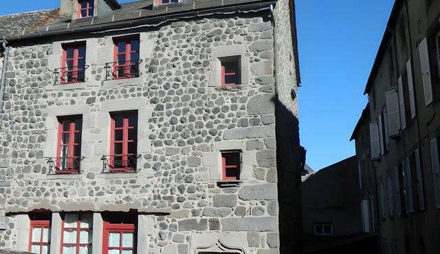 Holiday Home 'La Maison De Marie' with Private Terrace and Wi-Fi