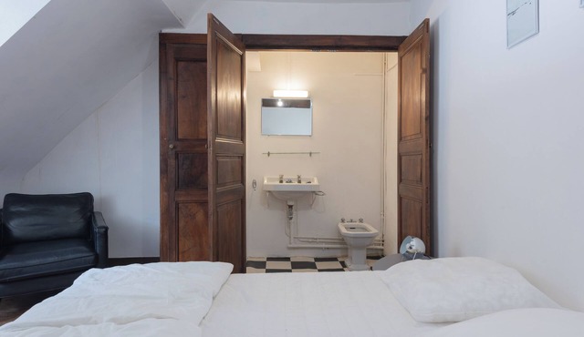 Holiday Home 'La Maison Bleue' with Mountain View, Private Terrace and Wi-Fi