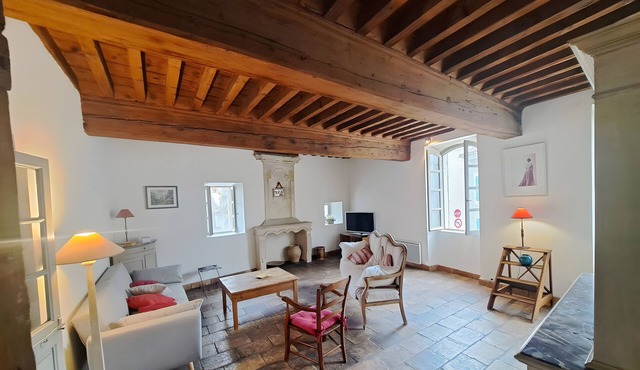 Holiday Home 'La Maison Des Bouissonne' with Wi-Fi