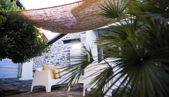 Holiday Home 'La Maison Charlélie' with Shared Pool, Wi-Fi and Air Conditioning
