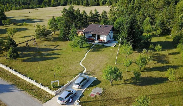 Holiday home "Lana" with hot tub