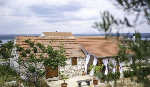 Holiday Home Lavanda - cozy studio