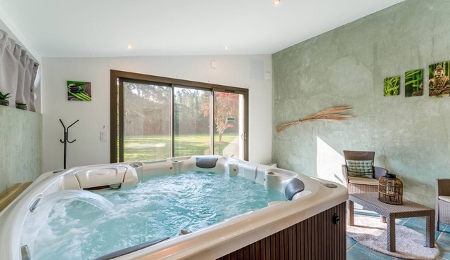 Holiday Home "Le Gite au Coin du Feu" with Shared Terrace, Wi-Fi & Air Conditioning