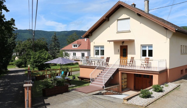 Holiday home "Le LONGCHAMP" Haven of peace and immersion in Nature