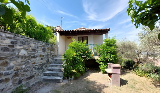 Holiday Home “Le Murier - La Fontinelle” with Mountain View, Shared Pool, Air Conditioning