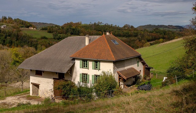 Holiday Home 'Le Palefroi De Merlas' with Mountain View and Private Garden