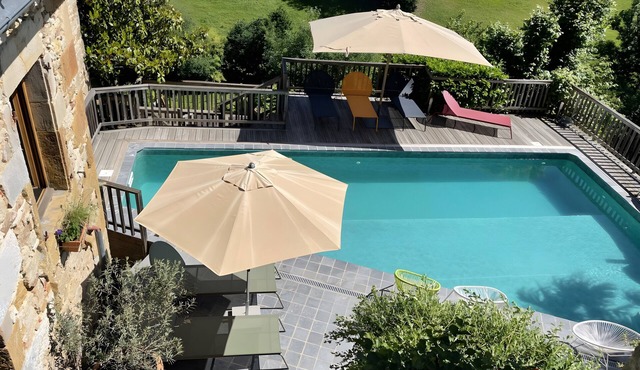Holiday Home “Le Pentadou – Gîte Lou Costalou” with Pool, Private Terrace & Wi-Fi