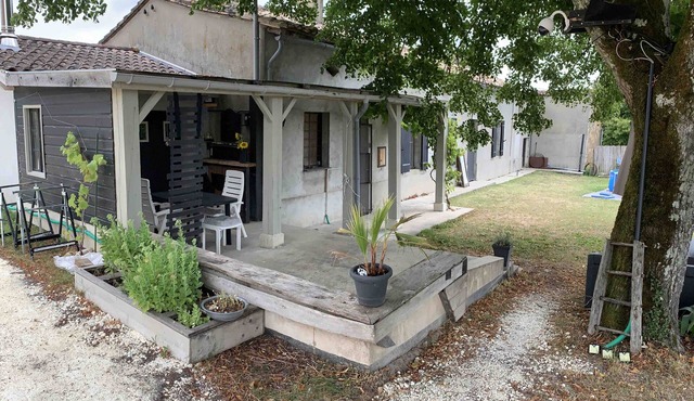 Holiday Home 'Le Petit Four À Pain' with Private Pool, Private Terrace and Wi-Fi