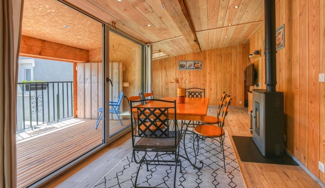 Holiday Home 'Le Pic Du Midi' with Mountain View, Shared Terrace and Wi-Fi