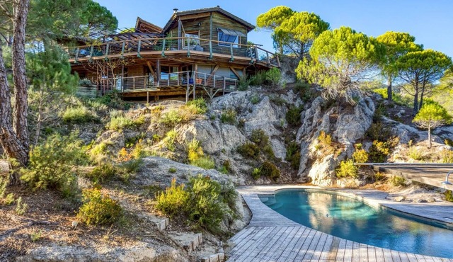 Holiday Home “Le Sabel” with Mountain View, Private Pool and Wi-Fi