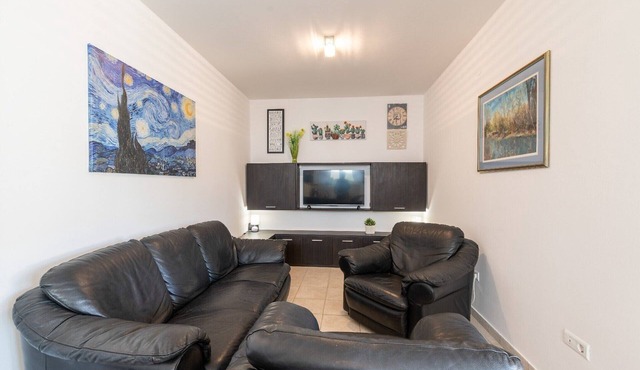 Holiday Home Lea - Three Bedroom Holiday Home with Terrace and Sea View