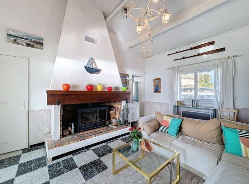 Holiday Home Les cabanes de Pérols by Interhome