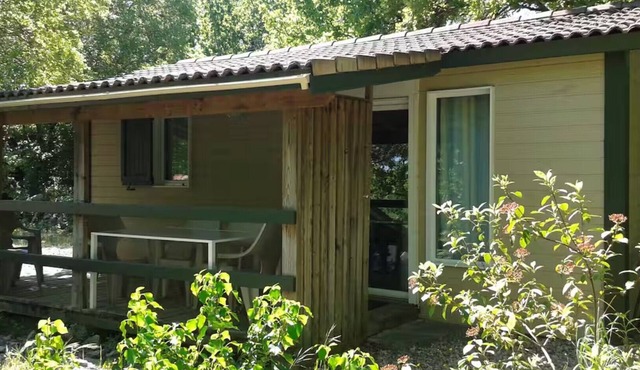 Holiday Home 'Les Gites De Chauzon 1 Avec Piscine' with Mountain View, Shared Pool and Air Conditioning