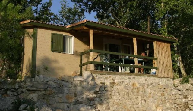 Holiday Home 'Les Gites De Chauzon 4 Avec Piscine' with Air Conditioning