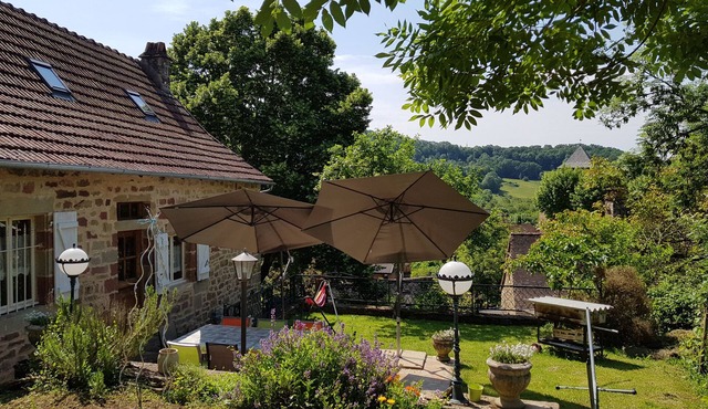 Holiday Home 'Les Vieilles Treilles' with Private Terrace, Private Garden and Air Conditioning