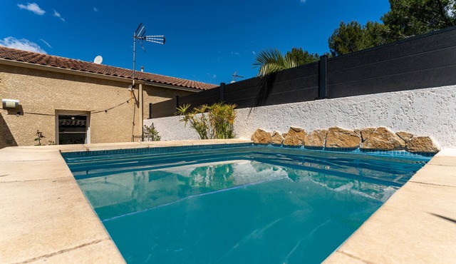 Holiday Home 'Loft Des Cigales' with Private Pool and Private Terrace