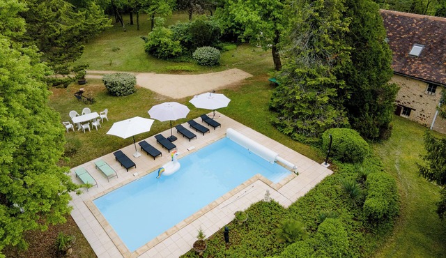 Holiday Home 'Logement Les Termes' with Private Pool, Private Terrace and Wi-Fi