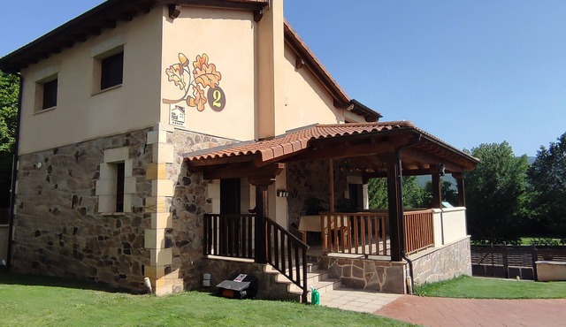 Holiday Home 'Los Robles 2' with Mountain View, Private Terrace and Wi-Fi