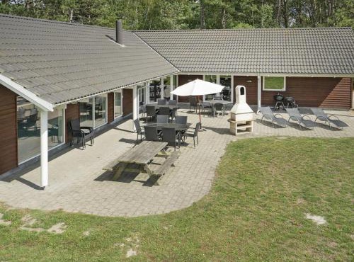 Holiday Home Lottje - 300m from the sea by Interhome