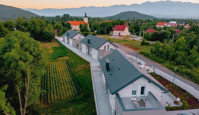 Holiday Home Lovinac near Plitvice Lakes