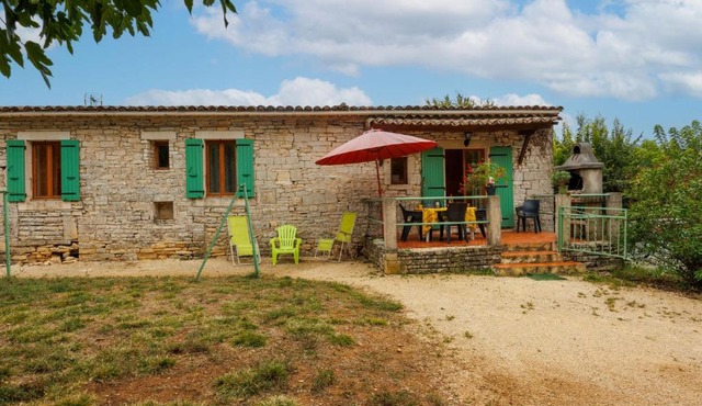 Holiday Home Lozard by Interhome