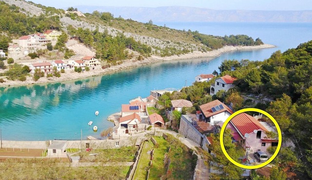 Holiday home Luka, (13606), Jelsa, hr