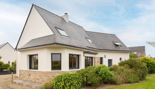 Holiday Home 'Lumineuse 1km De La Plage' with Private Terrace, Private Garden and Wi-Fi