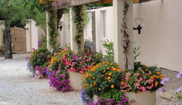 Holiday Home "Maison Ooms Family" with Private Pool & Wi-Fi