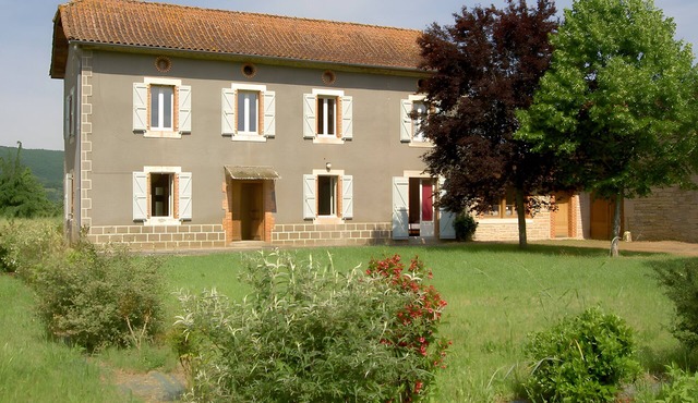 Holiday Home "Maison Au Calme" with Private Terrace and Garden