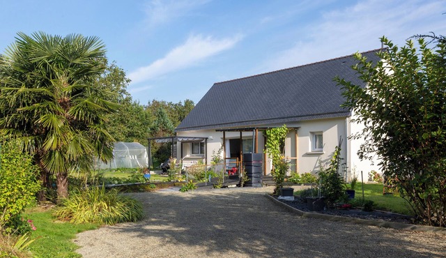 Holiday Home 'Maison Avec Terrasse Et Jardin' with Private Terrace, Private Garden and Wi-Fi