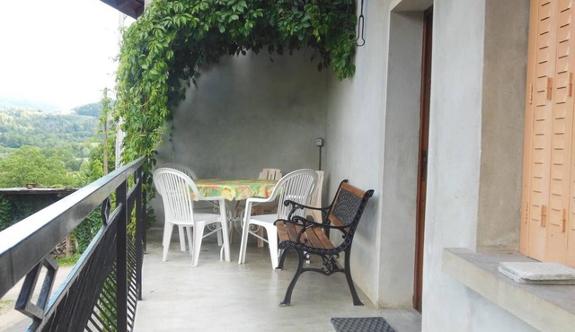 Holiday Home 'Maison De Campagne T3 110 M' with Mountain View, Private Terrace and Wi-Fi