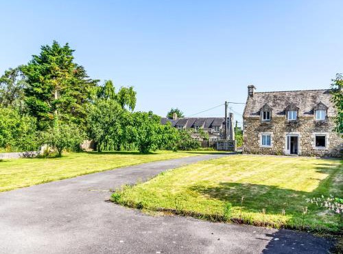 Holiday Home Maison de Kerbarh by Interhome