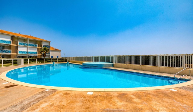 Holiday Home 'Maison Frontignan Plage' with Private Pool, Wi-Fi and Air Conditioning