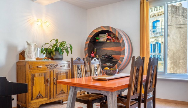 Holiday Home 'Maison Ocre' with Wi-Fi