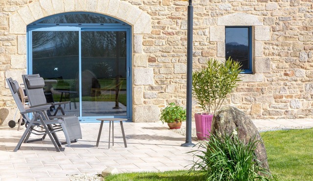 Holiday Home 'Maison Indépendante' with Private Terrace, Private Garden and Wi-Fi