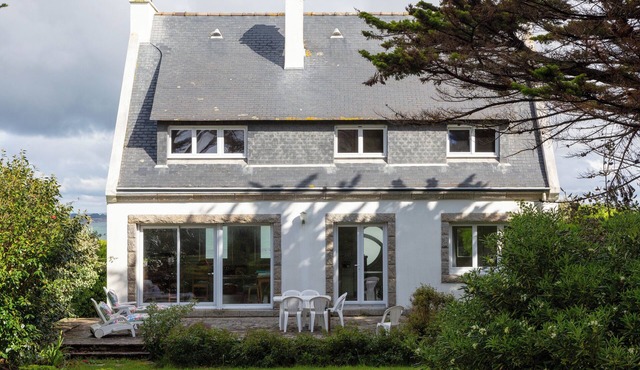 Holiday Home 'Maison Trévignon À 100m De La Plage' with Wi-Fi