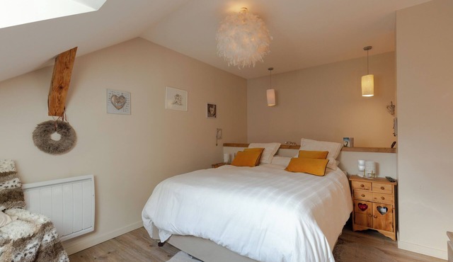 Holiday Home "Maison Village Proche Lac d'Annecy" with Private Terrace & Wi-Fi