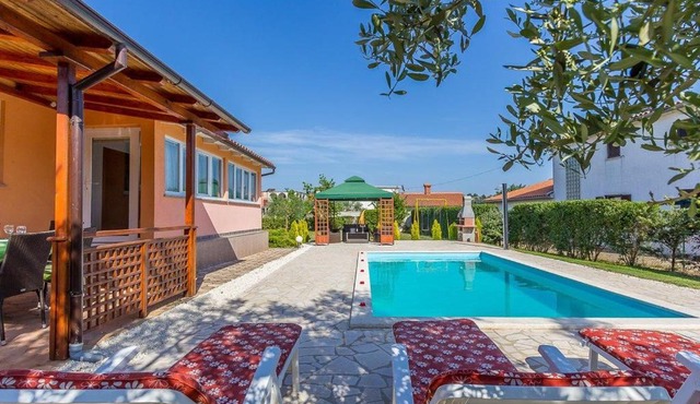 Holiday Home Majoli